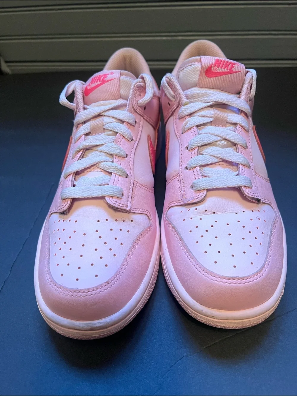 Nike Dunk Low (GS) Pink Leather Low Top Lace-Up Sneakers US 6.5 Youth Women's 8